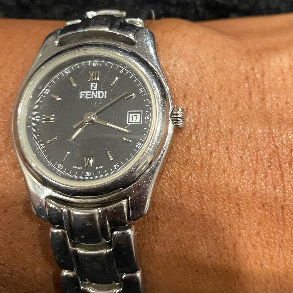 Vintage Fendi Orologi Watch View 3